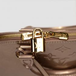 Pre Owned Louis Vuitton Pudre Alma MM Vernis 