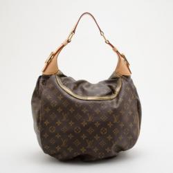 مملوكة مسبقًا Louis Vuitton Limited Edition Monogram Canvas Kalahari GM Shoulder Bag