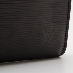 مملوكة مسبقًا Louis Vuitton Epi Noir Pochette Accessoires