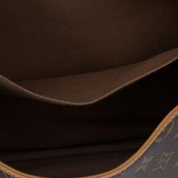 Pre Owned Louis Vuitton Monogram Canvas Saumur 35