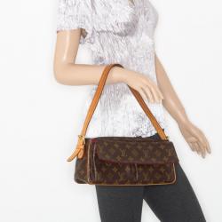 مملوكة مسبقًا Louis Vuitton Monogram Cite Bag