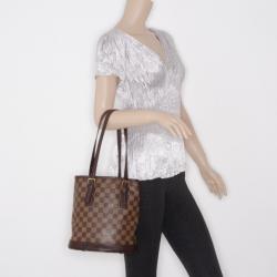 Pre Owned Louis Vuitton Damier Marais Bucket Bag  