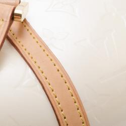 مملوكة مسبقًا Louis Vuitton Cream Vernis Monogram Bedford Satchel