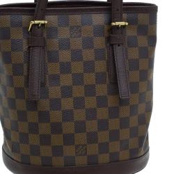 Pre Owned Louis Vuitton Damier Ebene Canvas Marais Bucket Bag w/Accessories Pochette