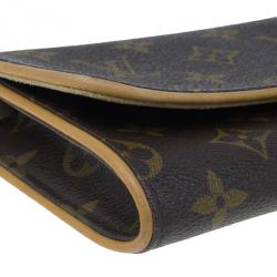 Pre Owned Louis Vuitton Monogram Canvas Pochette Shoulder Bag PM