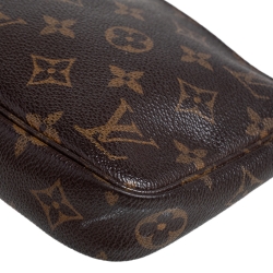 مملوكة مسبقًا Louis Vuitton Monogram Canvas Pochette Accessories Bag