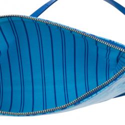 مملوكة مسبقًا Louis Vuitton Blue Blossom Cosmic Pochette