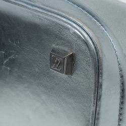 مملوكة مسبقًا Louis Vuitton Silver Suhali Leather Lockit MM Bag