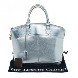 مملوكة مسبقًا Louis Vuitton Silver Suhali Leather Lockit MM Bag