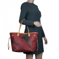 Louis Vuitton Limited Edition Rouge Yayoi Kusama Monogram Waves Neverfull  MM Bag - Yoogi's Closet