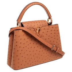 مملوكة مسبقًا Louis Vuitton Tan Ostrich Leather Capucines PM Bag