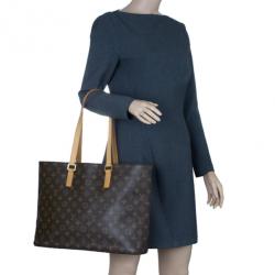 مملوكة مسبقًا Louis Vuitton Monogram Canvas Luco Tote