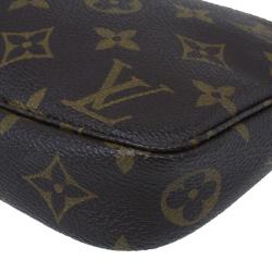 مملوكة مسبقًا Louis Vuitton Monogram Canvas Pochette Accessoires