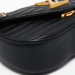 مملوكة مسبقًا Louis Vuitton Black Leather New Wave Chain PM Bag