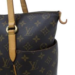 Pre Owned حقيبة لوي فيتون كانفاس مونوجرام توتالي MM