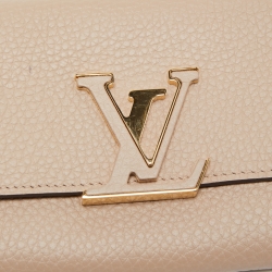 مملوكة مسبقًا Louis Vuitton Galet Taurillon Leather Capucines Wallet