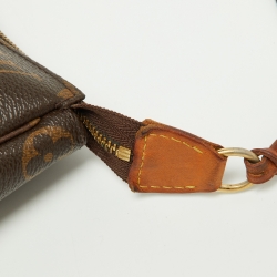 Pre Owned Louis Vuitton Monogram Canvas Pochette Accessoires Bag