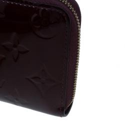مملوكة مسبقًا Louis Vuitton Amarante Monogram Vernis Zippy Coin Purse