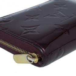 مملوكة مسبقًا Louis Vuitton Amarante Monogram Vernis Zippy Coin Purse
