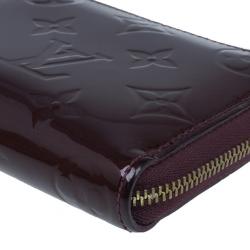مملوكة مسبقًا Louis Vuitton Amarante Monogram Vernis Zippy Coin Purse