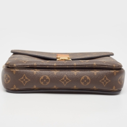 Pre Owned Louis Vuitton Monogram Canvas Pochette Metis Bag