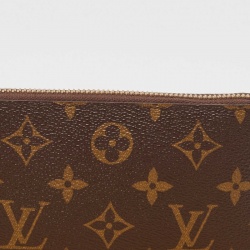 مملوكة مسبقًا Louis Vuitton Monogram Canvas Zippy Compact Wallet