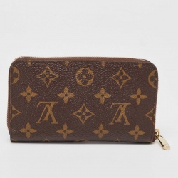 مملوكة مسبقًا Louis Vuitton Monogram Canvas Zippy Compact Wallet
