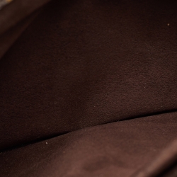 مملوكة مسبقًا Louis Vuitton Monogram Canvas Pochette Metis Bag