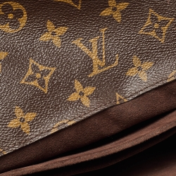 مملوكة مسبقًا Louis Vuitton Monogram Canvas Pochette Metis Bag