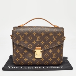مملوكة مسبقًا Louis Vuitton Monogram Canvas Pochette Metis Bag