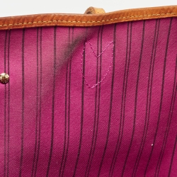 مملوكة مسبقًا حقيبة لوي فيتون نيفرفول كانفاس مونوغرامي  MM