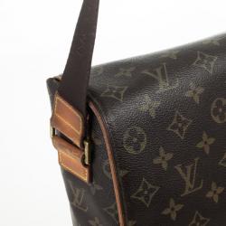مملوكة مسبقًا Louis Vuitton Monogram Canvas Abbesses Messenger Bag