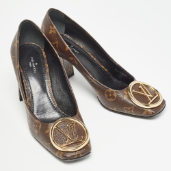 Pre Owned Louis Vuitton Monogram Canvas Madeleine Pumps Size 38.5