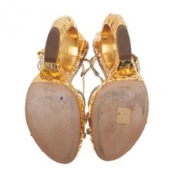 مملوكة مسبقًا Louis Vuitton Silver Satin Feerique Morganne Wedge Sandals Size 38.5