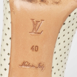 مملوكة مسبقًا Louis Vuitton Cream Patent Leather Peep Toe Pumps Size 40