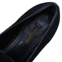 مملوكة مسبقًا Louis Vuitton Black Suede Petit Damier Suit Up Smoking Slippers Size 38.5