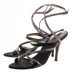 مملوكة مسبقًا صندل لوي فيتون جلد رصا صي ميتاليك وجلد ثعبان أسود سيور مقاس 37