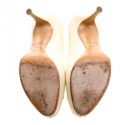 مملوكة مسبقًا Louis Vuitton Cream Patent Leather Damier Azur Damia Peep Toe Pumps Size 40