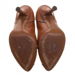 مملوكة مسبقًا Louis Vuitton Cognac Stitched Leather Pumps Size 37.5