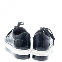 مملوكة مسبقًا حذاء رياضي لوي فيتون جلد أزرق لامع برباط مقاس 40