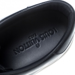 مملوكة مسبقًا حذاء رياضي لوي فيتون جلد أزرق لامع برباط مقاس 40