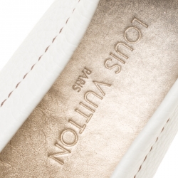 مملوكة مسبقًا Louis Vuitton Off White Leather Oxford Loafers Size 38.5