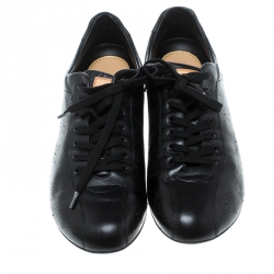 مملوكة مسبقًا Louis Vuitton Black Perforated Leather Low Top Sneakers Size 39.5