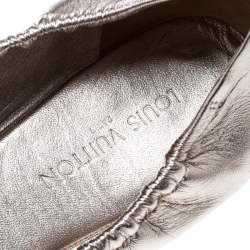 Pre Owned حذاء فلات بالية لوي فيتون أميوليت ترتر وجلد ميتالك مقاس 40.5