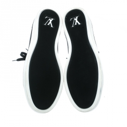 مملوكة مسبقًا Louis Vuitton Black Leather Punchy Love Patch High Top Sneakers Size 39