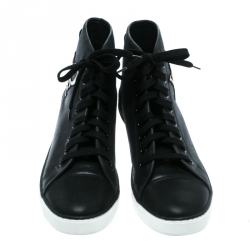 مملوكة مسبقًا Louis Vuitton Black Leather Punchy Love Patch High Top Sneakers Size 39