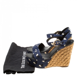 مملوكة مسبقًا Louis Vuitton Blue Printed Fabric Espadrille Wedge Sandals Size 38