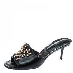 مملوكة مسبقًا صندل سلايد لوي فيتون جلد مرصع أسود مقاس 36