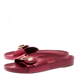 مملوكة مسبقًا Louis Vuitton Burgundy Epi Leather Marina Buckle Detail Flat Slides Size 40