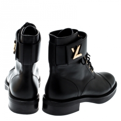 مملوكة مسبقًا Louis Vuitton Black Leather Wonderland Ranger Ankle Length Combat Boots Size 36